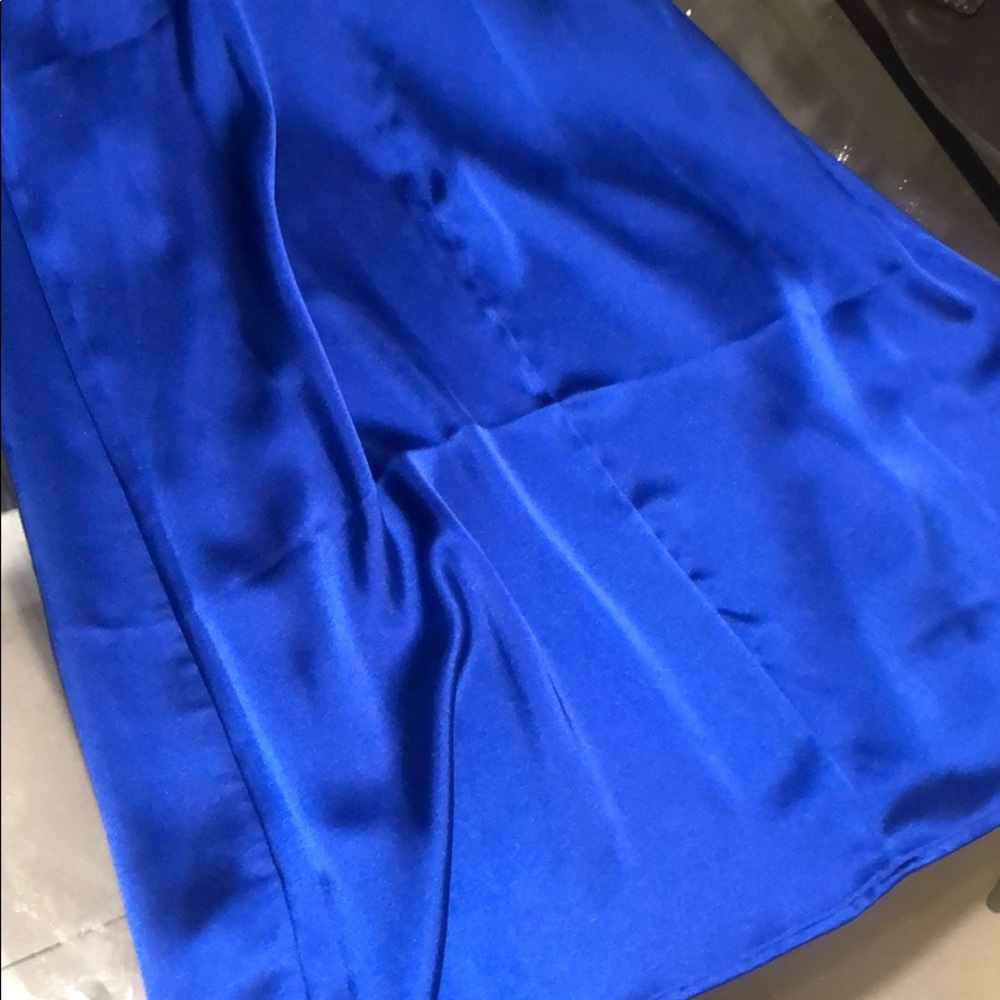 Sexy Royal Blue Gown - Picture 3 of 6